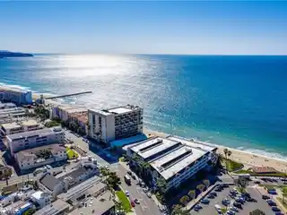 7th Floor Seaside Sanctuary