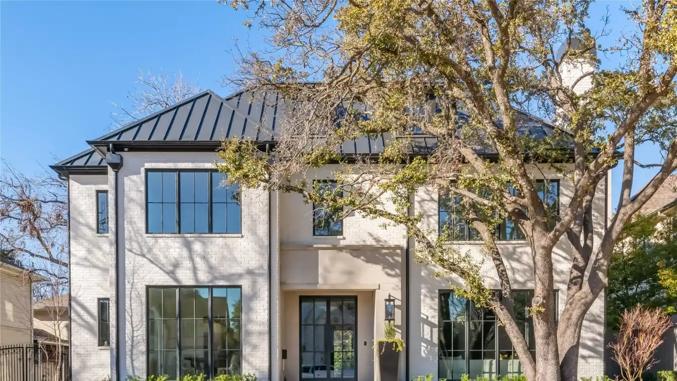 Exquisite Recently Completed Home