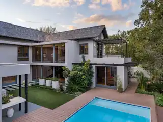 Impeccable Home in Pearl Valley Golf and Country Estate