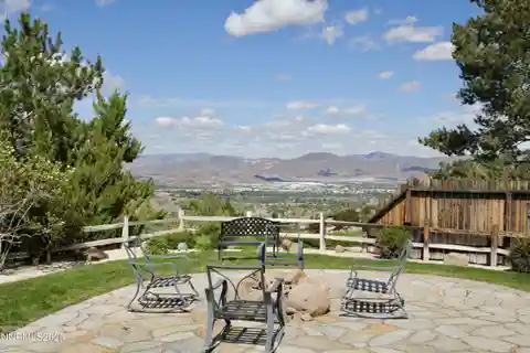 Well-Maintained Home in a Prestigious Community