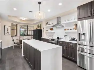 Luxury High-Rise Living in Palmas Del Sol