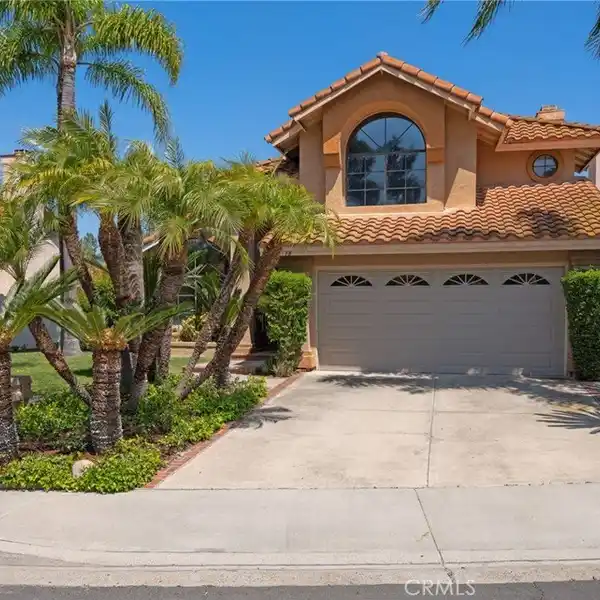 BEAUTIFUL HOME AT THE END OF A CUL-DE-SAC
