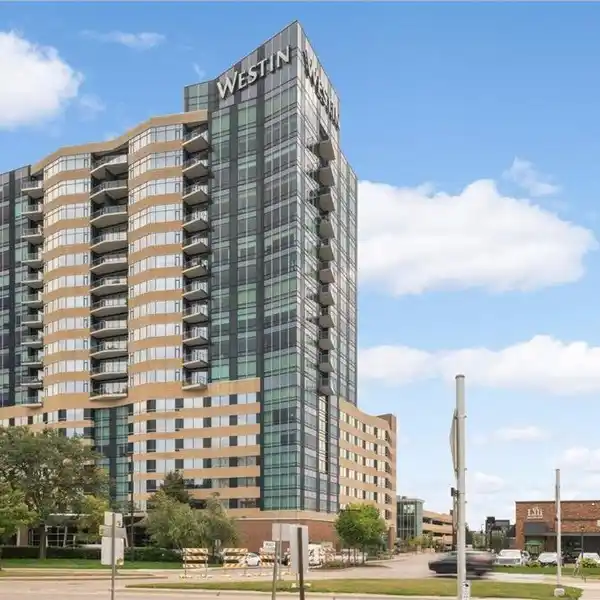 SENSATIONAL HOME WITH WESTIN HOTEL AMENITIES