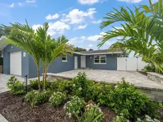Beautifully Remodeled and Completely Furnished Beach Home