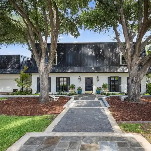 BEAUTIFULLY RENOVATED HOME ON A SPACIOUS CORNER LOT