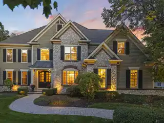 Expansive Fryendall Court Home with Soaring Ceilings