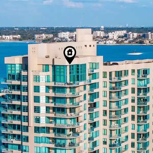 PREMIER DUPLEX PENTHOUSE RESIDENCE