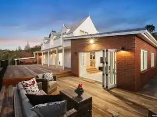 Beautifully Transformed Rural Retreat