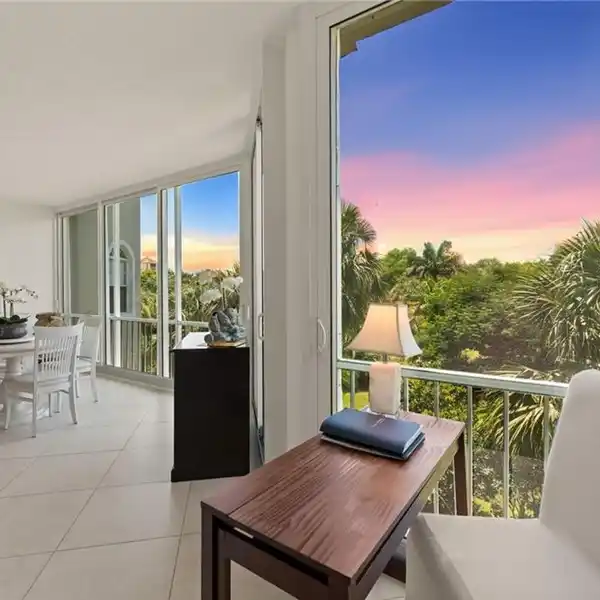 THE PERFECT BLEND OF SOPHISTICATION AND SERENITY
