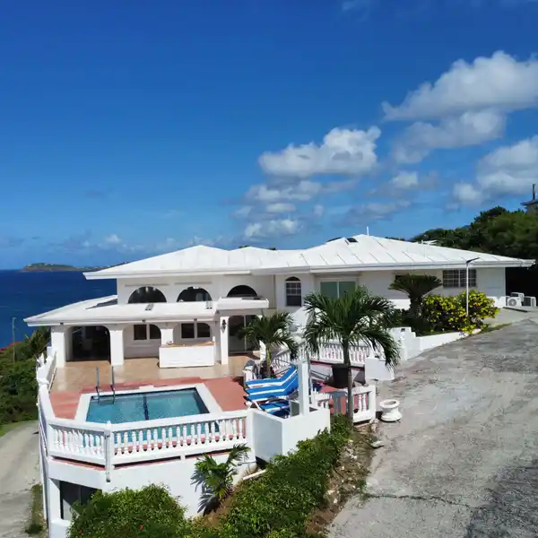 VERSATILE FRENCHMANS BAY MANSION