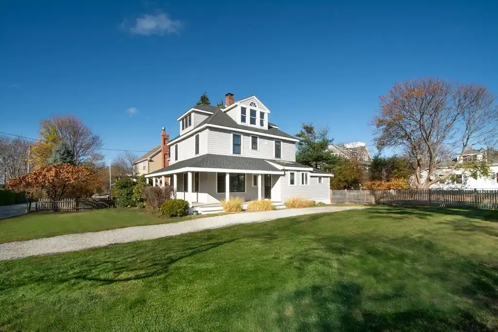 Amazing Location in Coveted Third Cliff