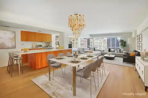 Move-In Condition Two Bedroom Home on Park Avenue