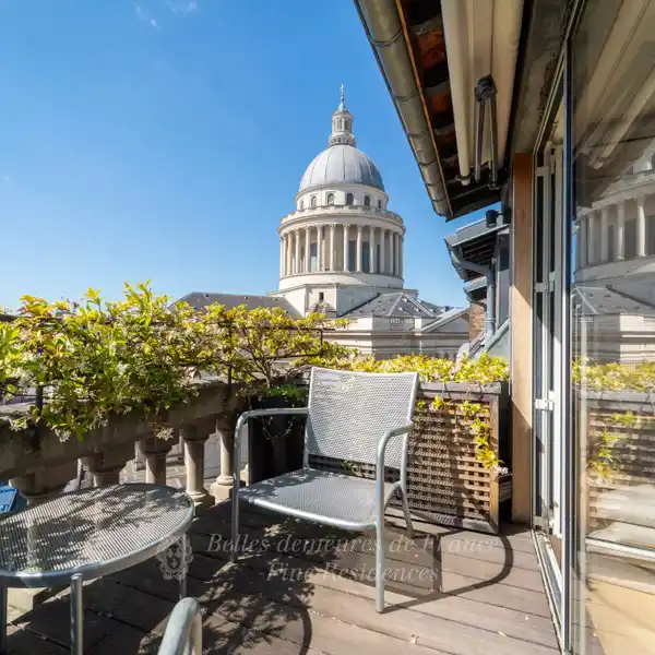 DUPLEX PENTHOUSE ON THE TOP TWO FLOORS