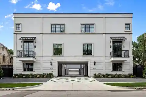 Modern New Construction with Private Yard