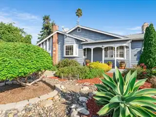 Charming 1950s Farmhouse