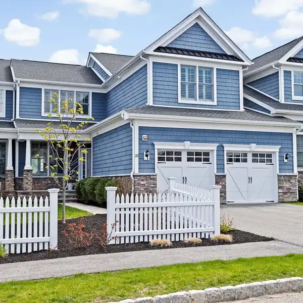THE SEASIDE CONDO YOU'VE BEEN WAITING FOR