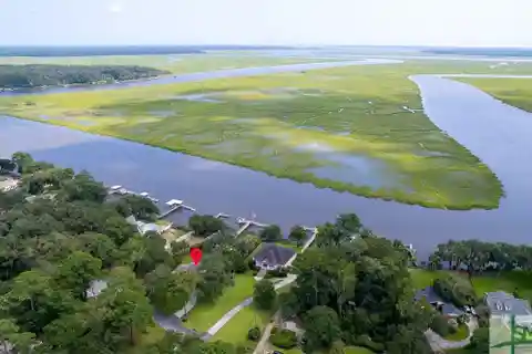 Deep-water Paradise on the Belfast River