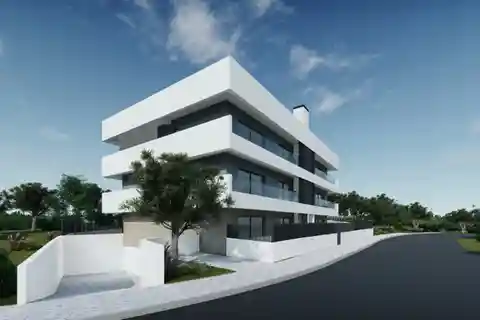 Contemporary Apartment with Panoramic Rooftop Retreat