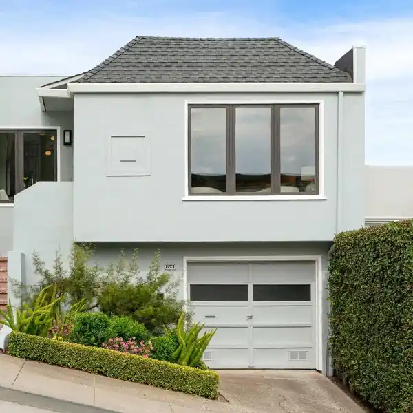 IMPECCABLE MID-CENTURY HOME