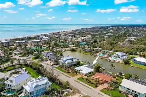 Beautifully Remodeled Canal-Front Home