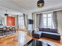 LUXURIOUS THIRD FLOOR APARTMENT
