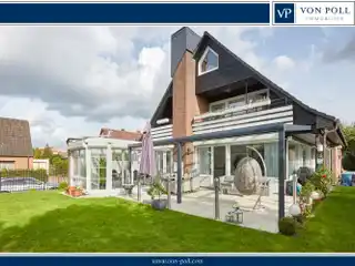 Attractive and Versatile Residence