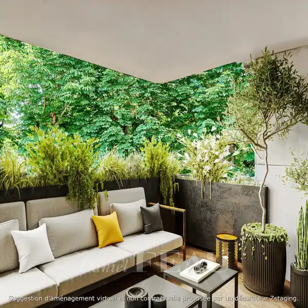 BRIGHT APARTMENT WITH BALCONY AND GARDEN VIEWS