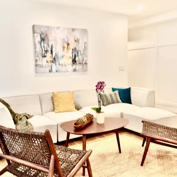 PEACEFUL RETREAT IN A SOUGHT-AFTER NEIGHBORHOOD