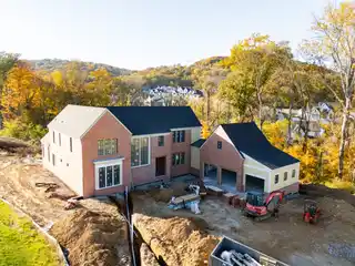 Refined New Custom Construction