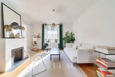Elegant Apartment in the Heart of the Historic Marais