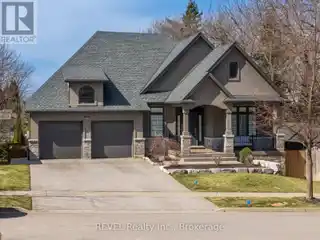 Stylish Bungalow Living in Niagara-On-The-Lake