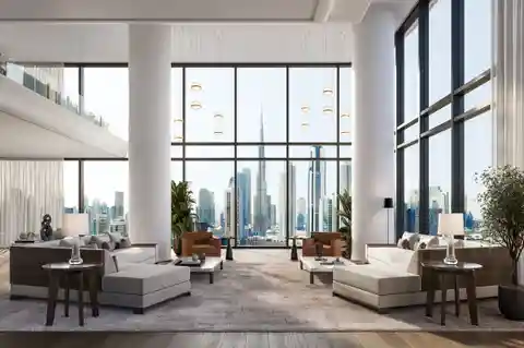 Luxury Residence in a Prime Location with Stunning Marina Views