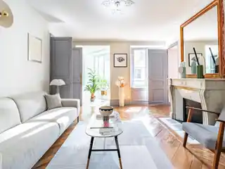 Tastefully Renovated 130 Sqm Triple-Aspect Apartment