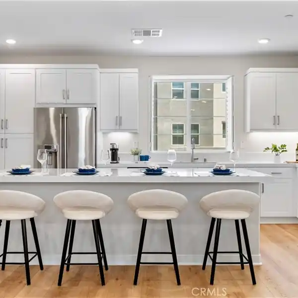 UPGRADED LAKE VIEW HOME IN RIENDA