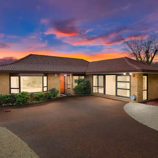 SPACIOUS HOME IN A QUIET AND FAMILY-FRIENDLY NEIGHBORHOOD