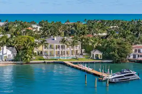 A Truly Rare Compound Along the Palm Beach Island Waterfront