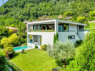 Four Bedroom Home with Amazing Panoramic Terrace