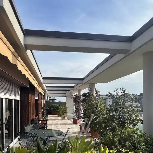 SPACIOUS MILAN DUPLEX WITH LARGE OUTDOOR SPACE