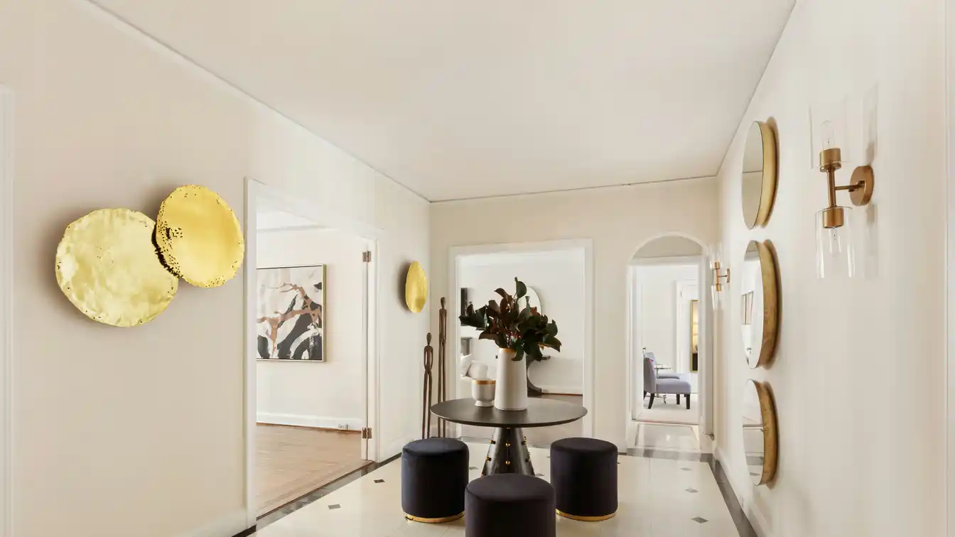 Elegant Park Avenue Pre-war 8-room Estate
