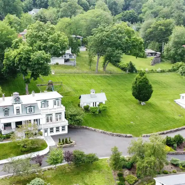 MAGNIFICENT HUDSON RIVER MINI-ESTATE