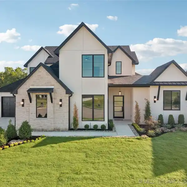 BEAUTIFULLY DESIGNED NEW CONSTRUCTION HOME