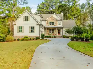 Tranquil Views from Expansive Outdoor Living Spaces