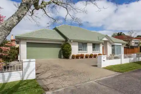 Ultimate Family Home in Prime Pinehill