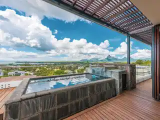 Exquisite Luxury Penthouse