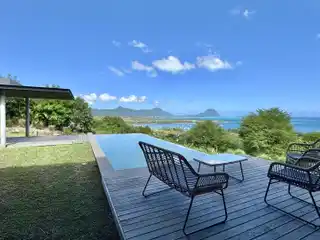 An Unparalleled Lifestyle with Extraordinary Views