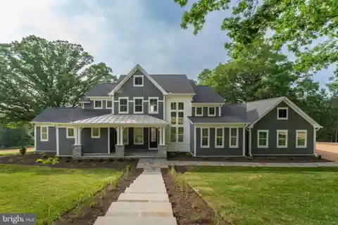 Build in Picturesque Annapolis