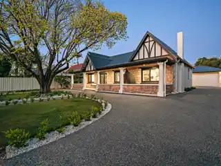 Flawlessly Renovated and Extended Tudor