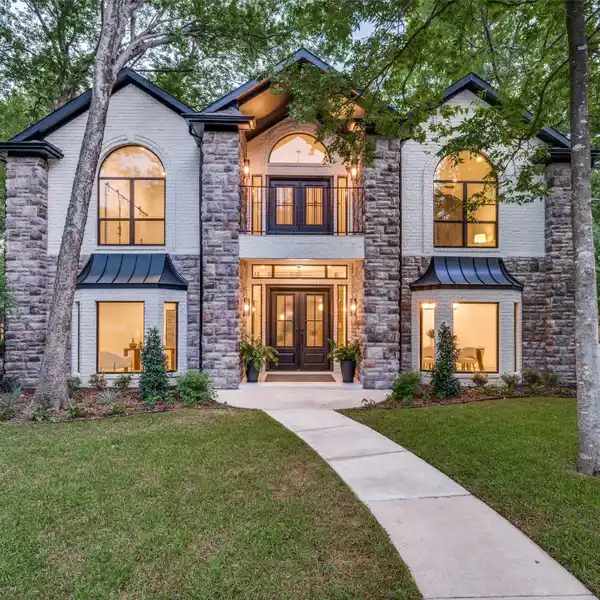 STUNNING FULLY REMODELED HOME