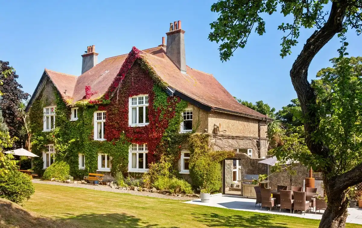 Superb Edwardian House in an Unrivaled Position