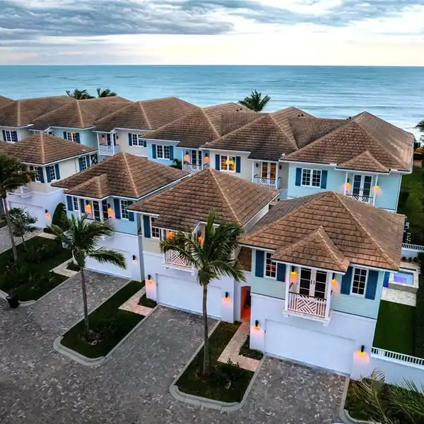 LUXURY OCEANFRONT TOWNHOME WITH COASTAL CHARM